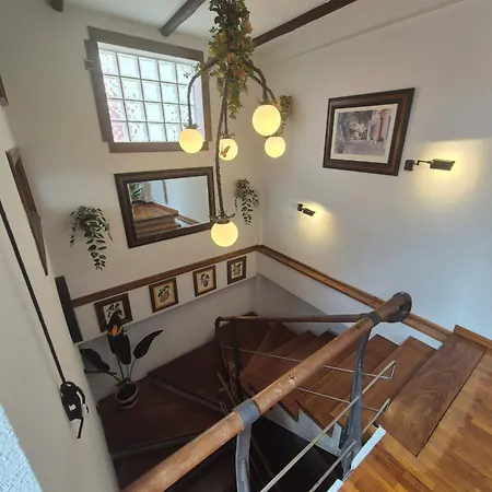 El Veleru Χιχόν